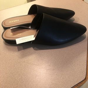 NWT Black leather women’s dress shoes